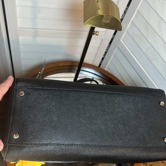 EUC Kate Spade Double Zio Black Saffiano Crossbody Satchel Tote in Black - Picture 8 of 12